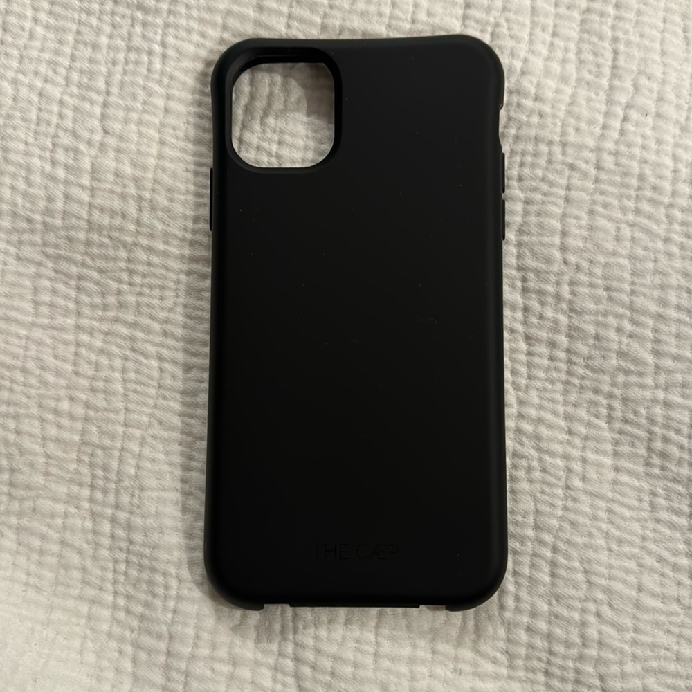 ✨NWT✨ The Caep iPhone 11 case plus crossbody attachment.